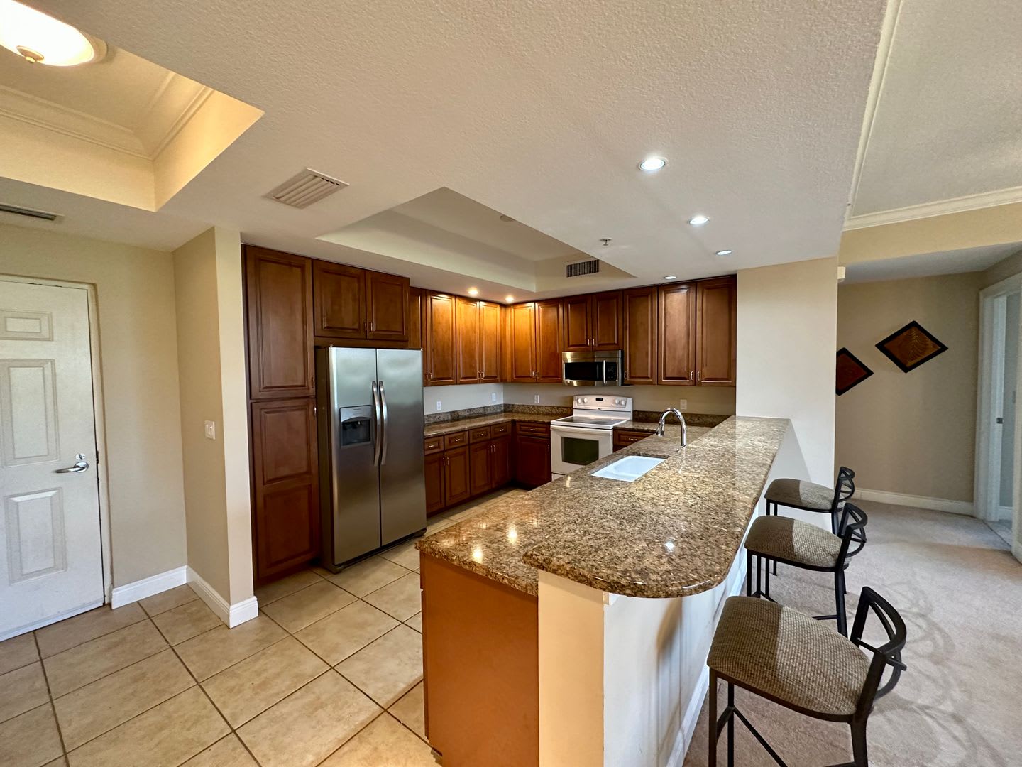 Enjoy resort-style living every day! – photo 2
