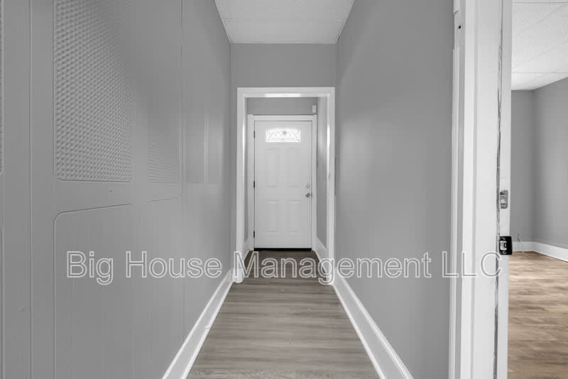339 E 25th St – photo 4