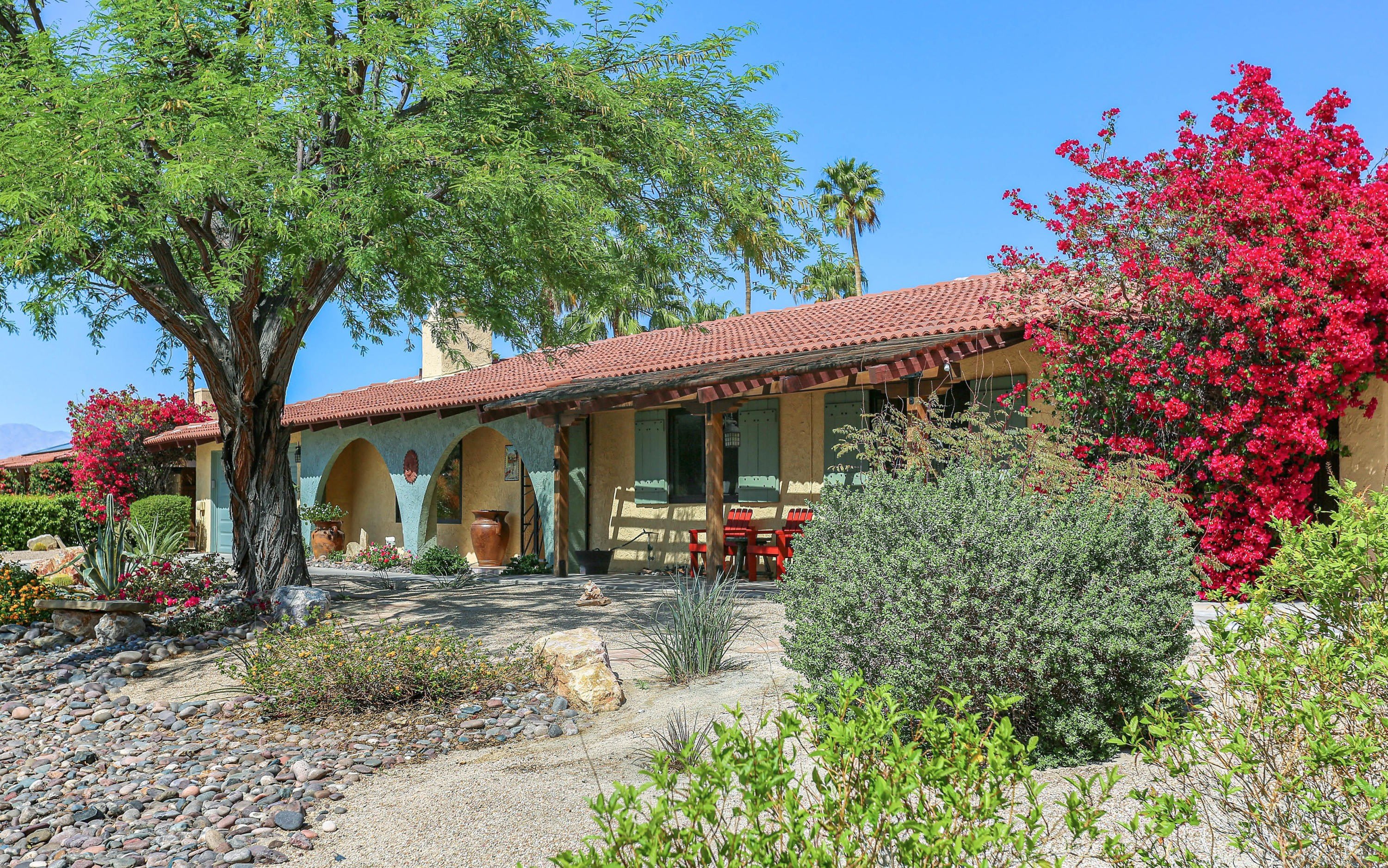 1020 N Cerritos Drive – photo 4