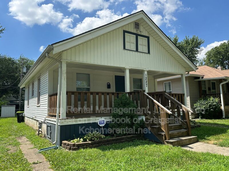 1227 E 22nd Ave – photo 2
