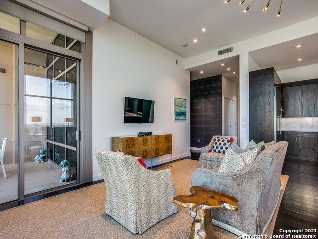 4242 Broadway Street 1804 – photo 4