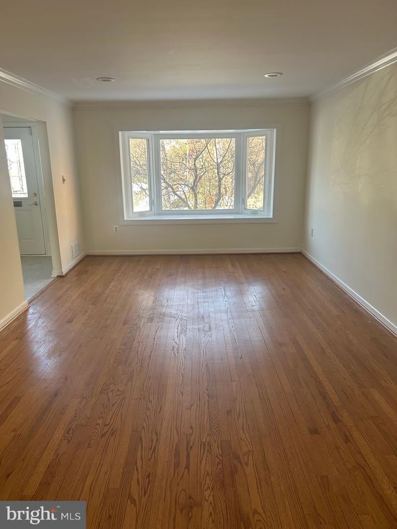 3301 SPRING LN – photo 3