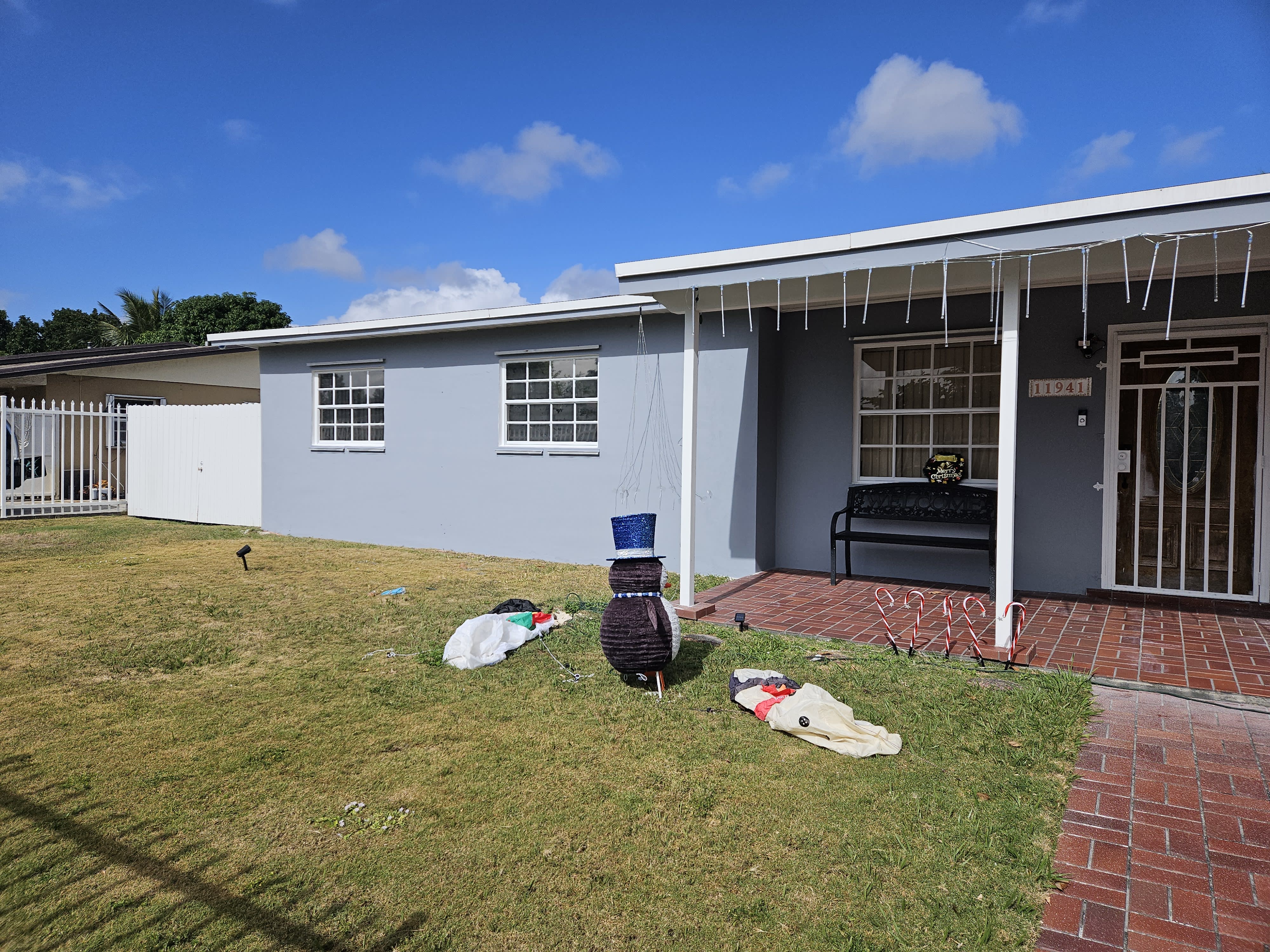 11941 Southwest 190th Street – photo 1