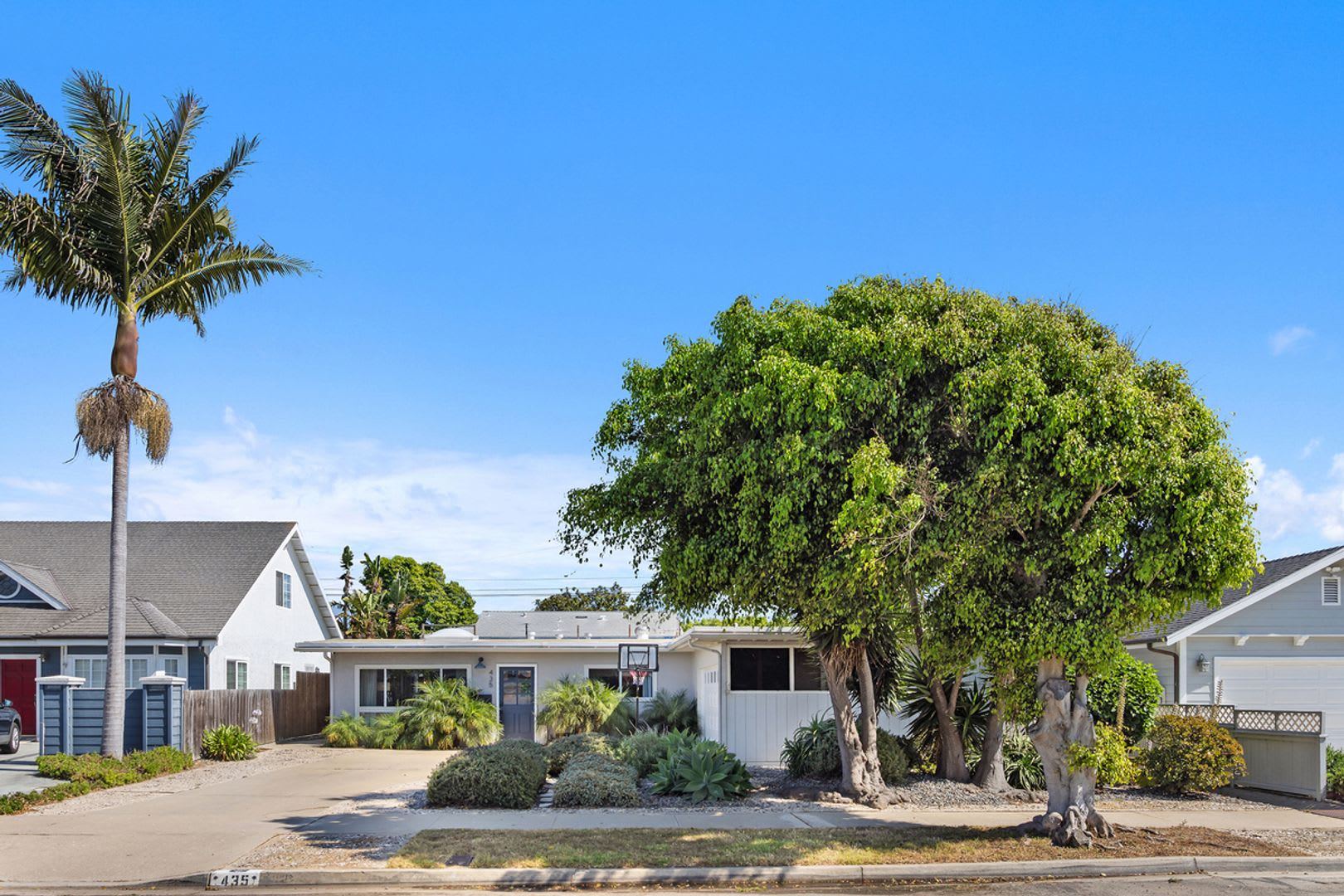 Welcome To 435 Cherry Ave A Stunning Coastal Retreat On Imperial Beach S Most Coveted And Rarely Available Street – photo 4