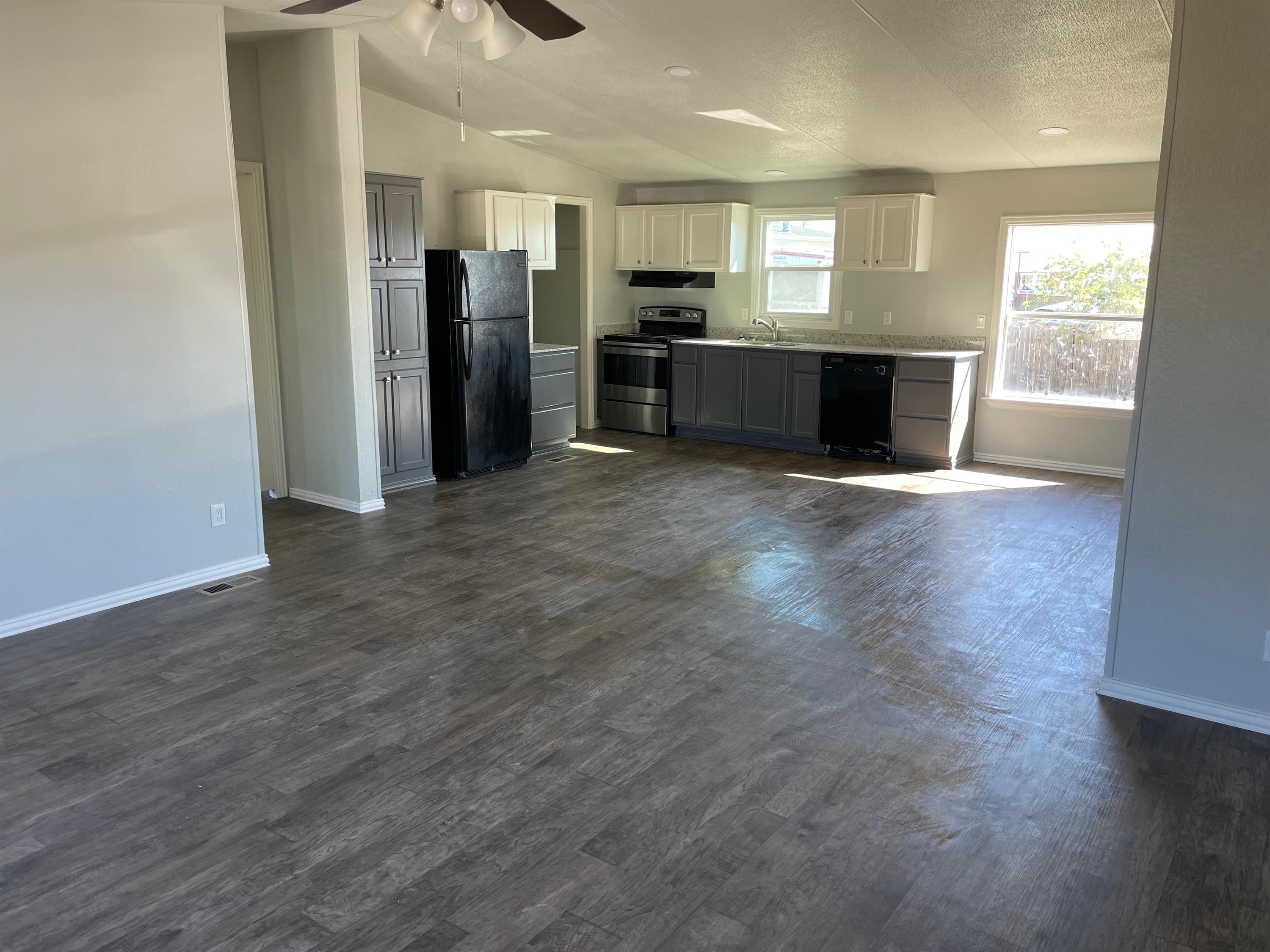 113 Sparrow Drive – photo 3