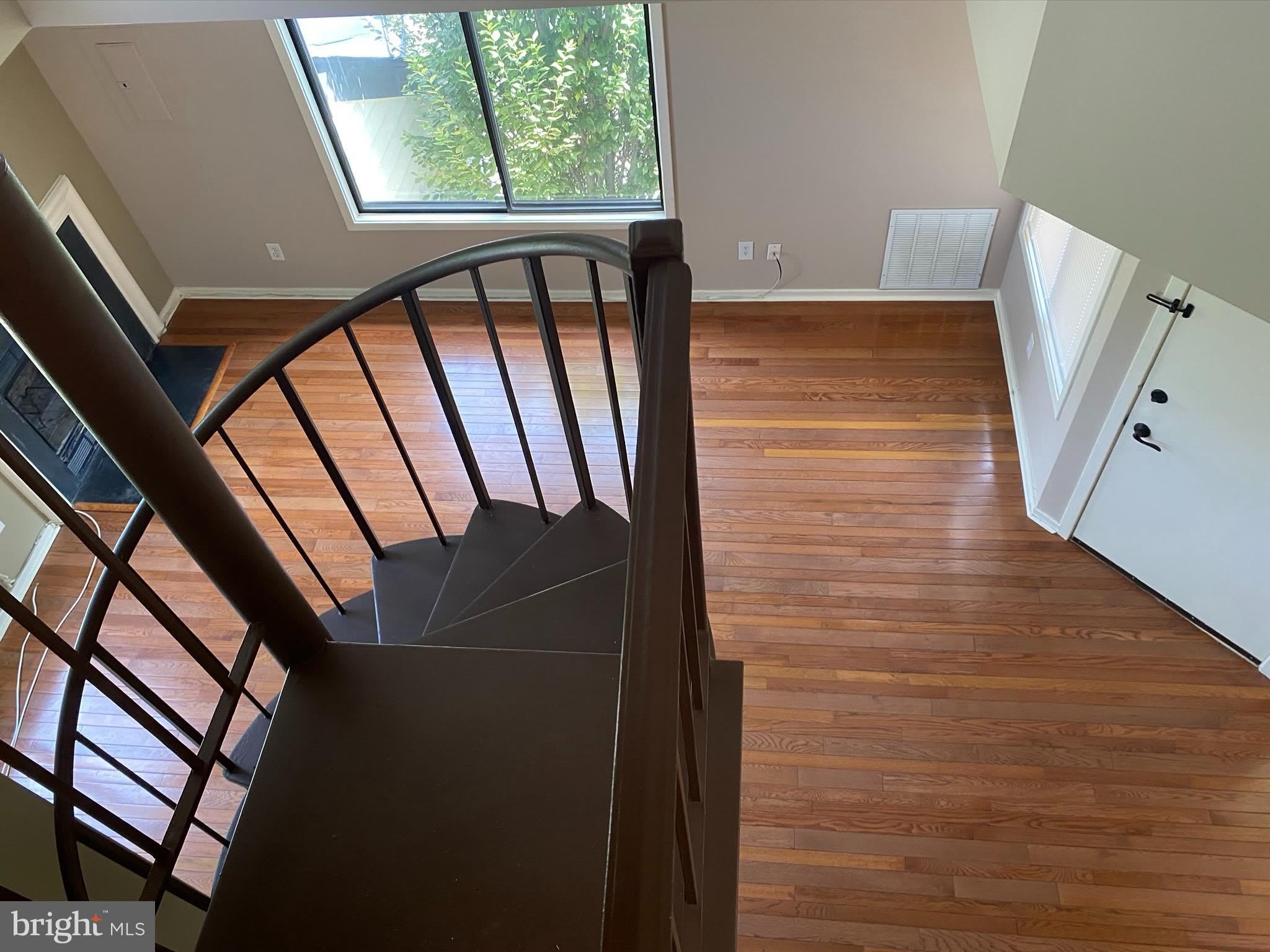 18472 BISHOPSTONE Court – photo 2