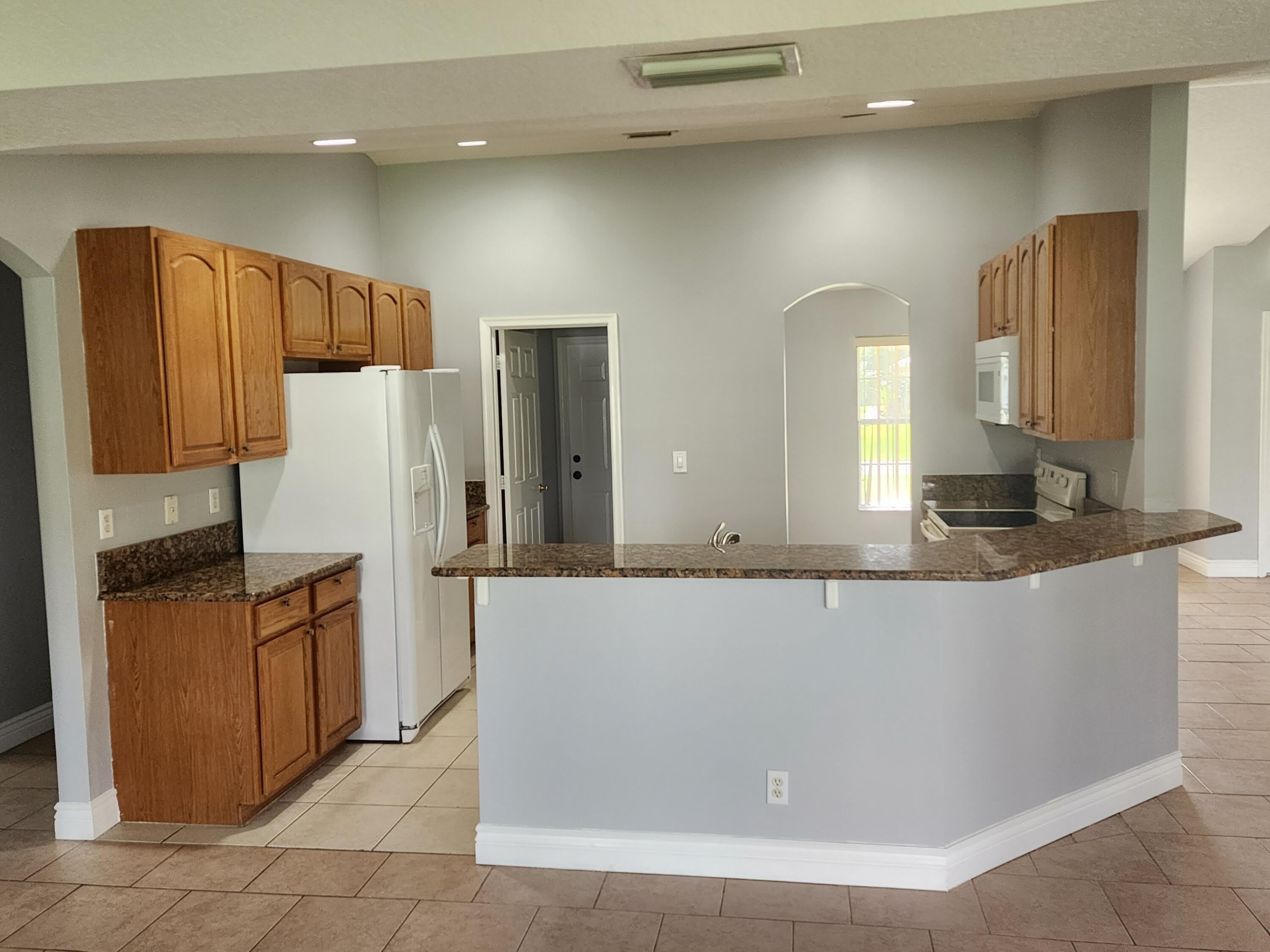 425 SW Mccomb Avenue – photo 5