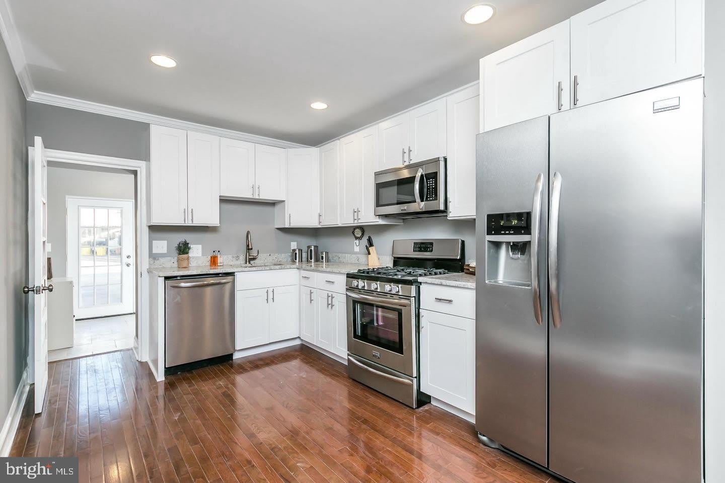 1505 Clarkson Street – photo 5