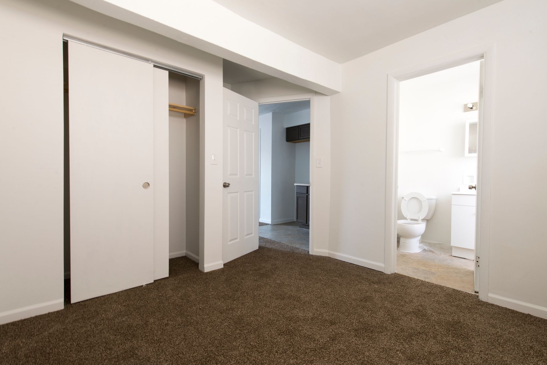 8640 S Ingleside Ave – photo 5