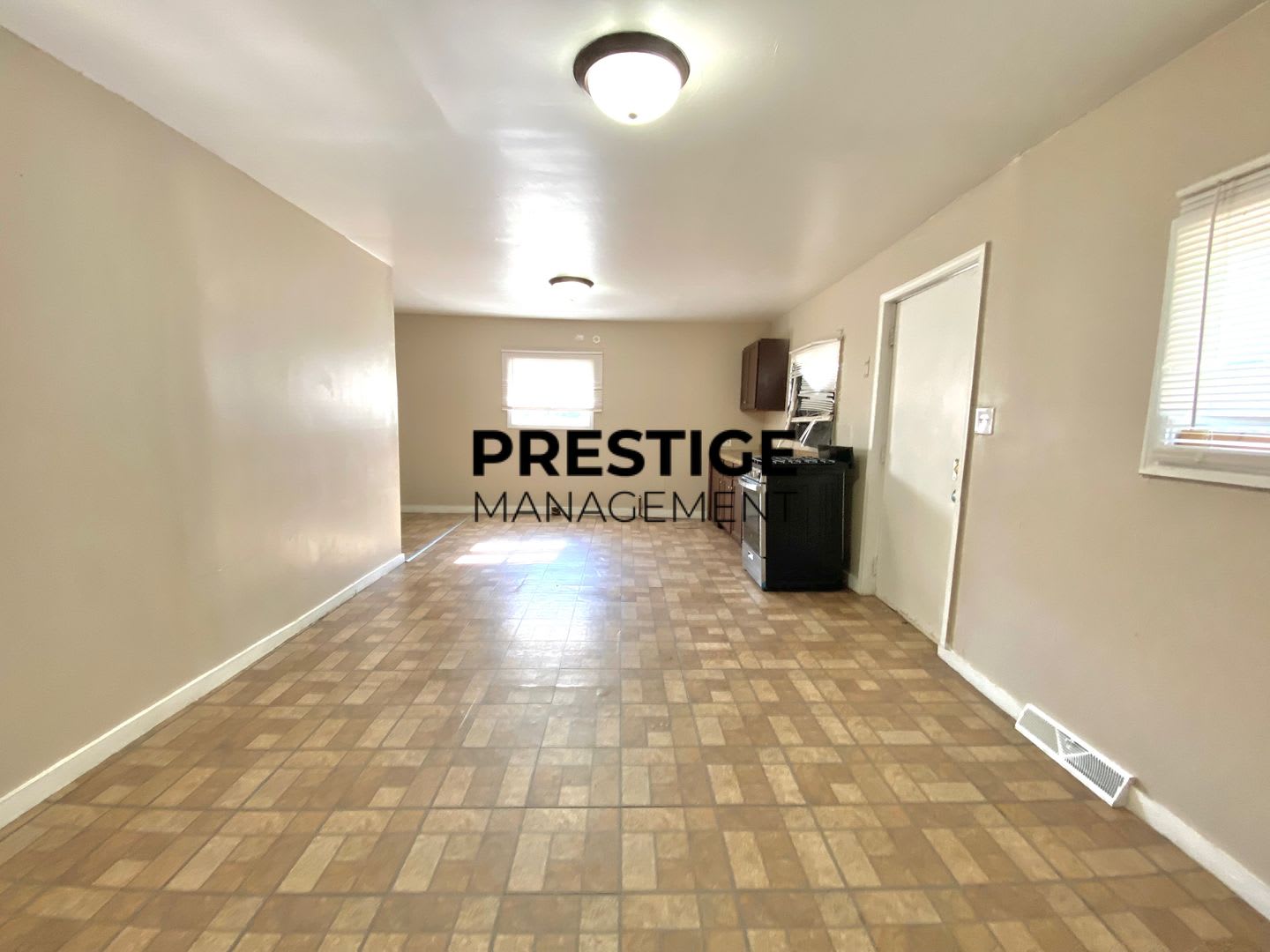 2 Bed 1 Bath Home With Den – photo 5