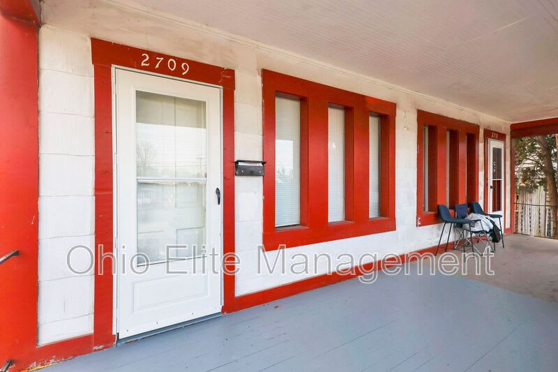 2709 Sullivant Ave – photo 5