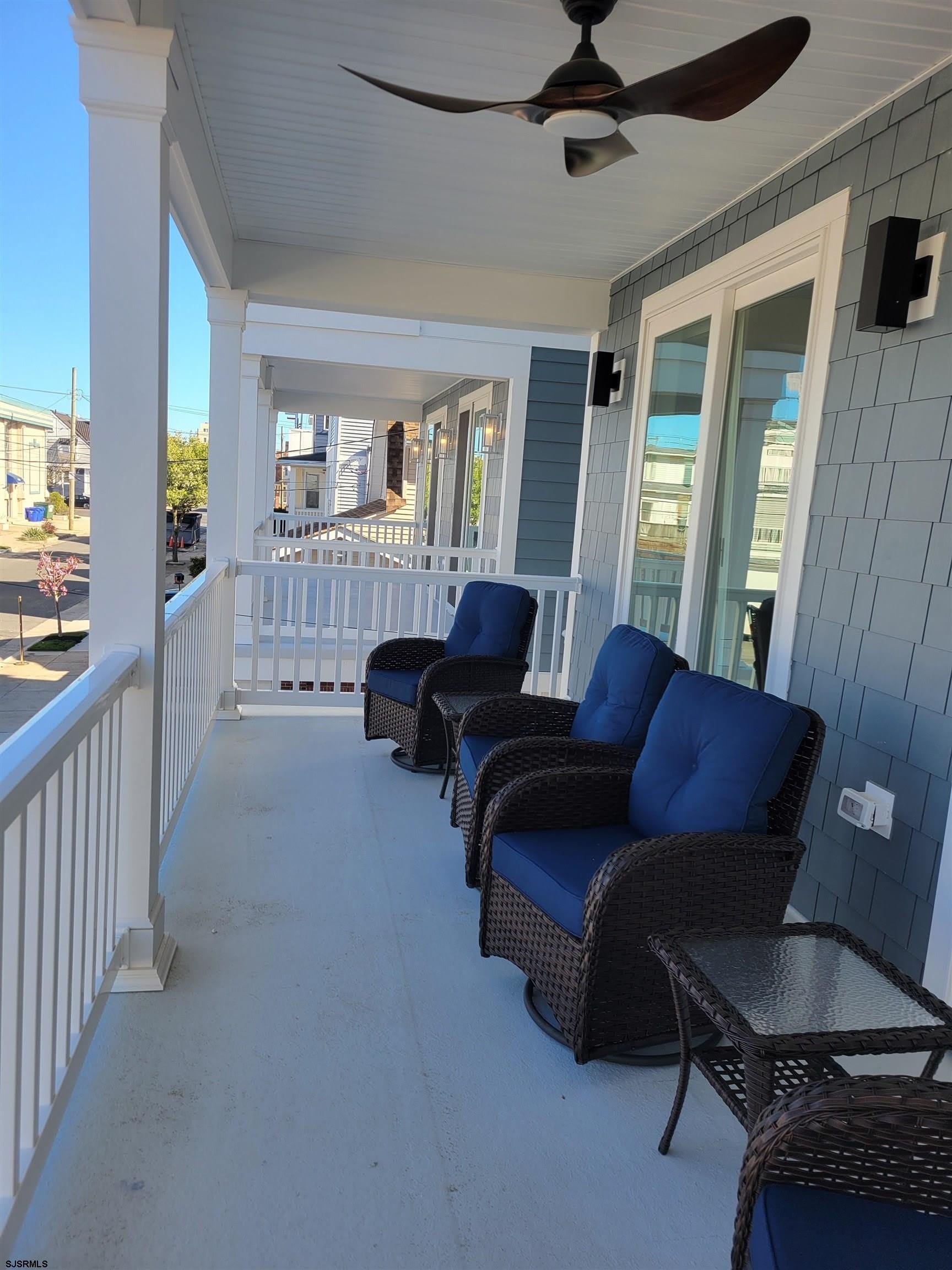 18 N Buffalo Ave – photo 3