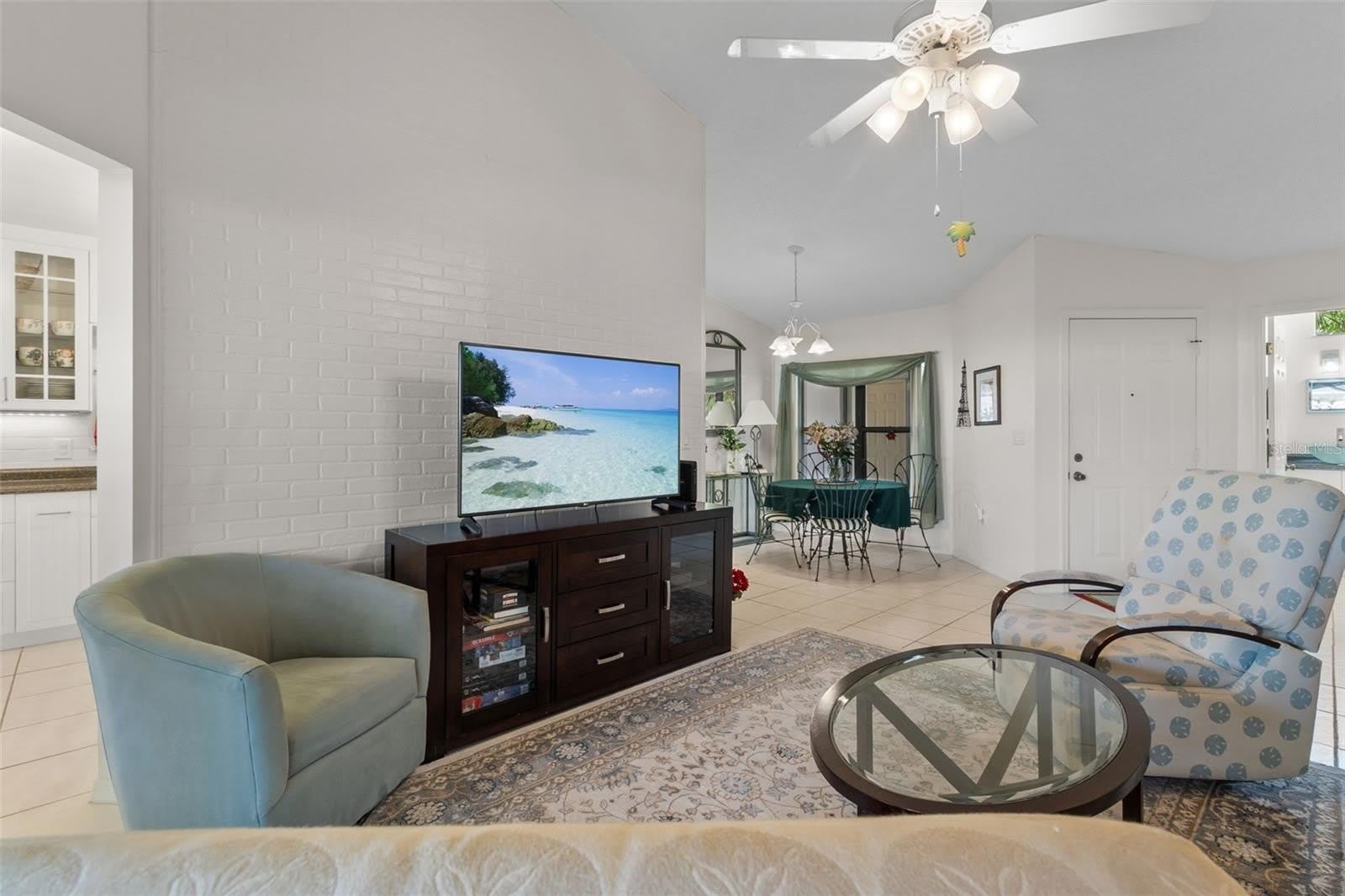 235 SOUTHAMPTON Lane – photo 5