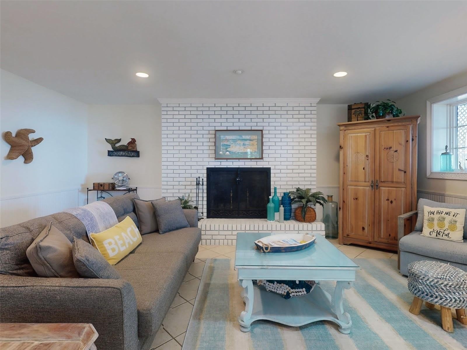 1913 HILL Street – photo 3