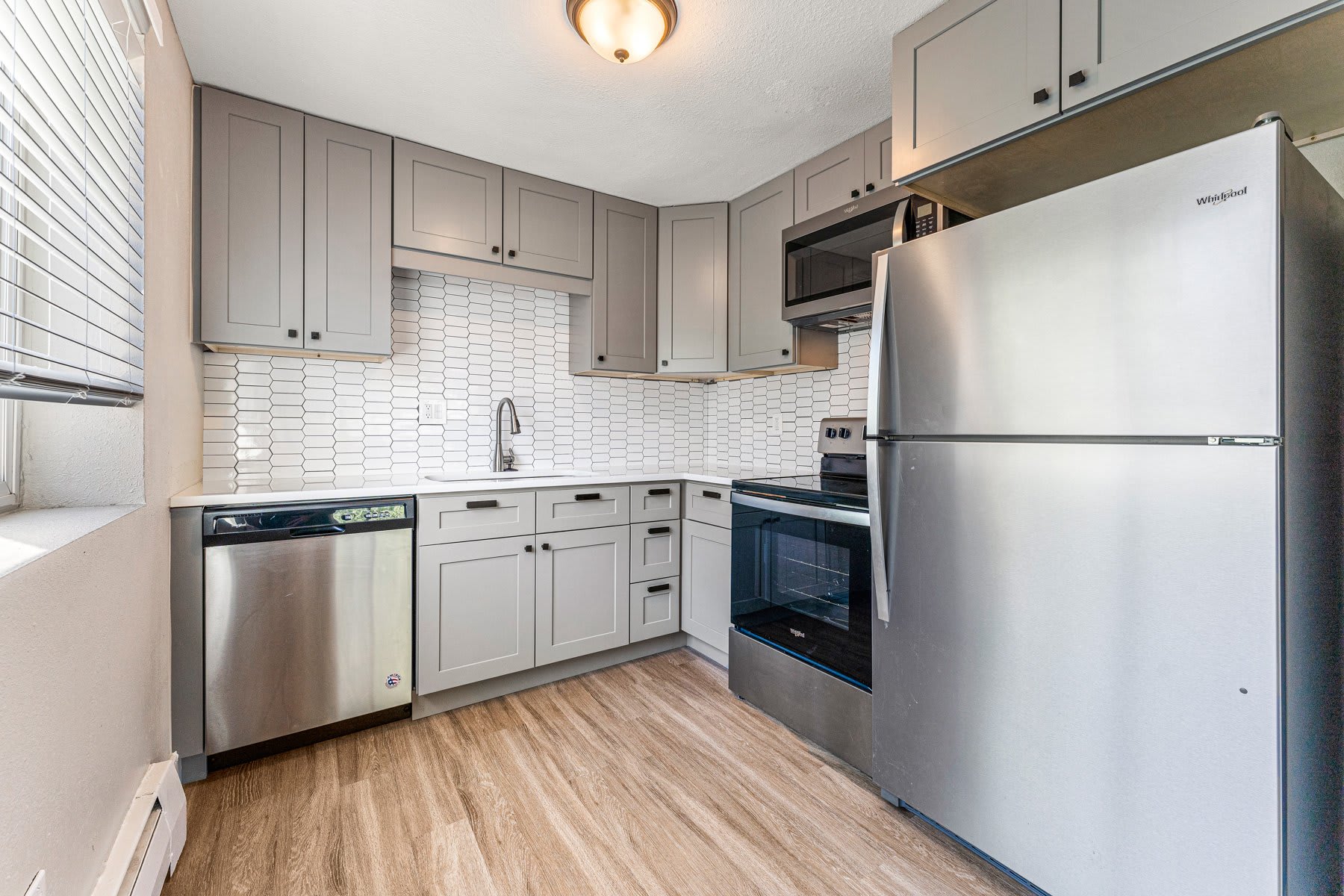 1302 North Milwaukee Street – photo 3