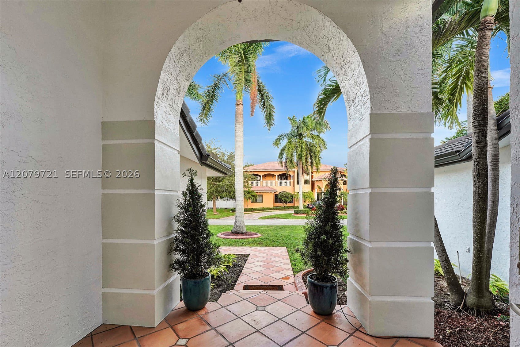 18440 SW 77th Ct – photo 5