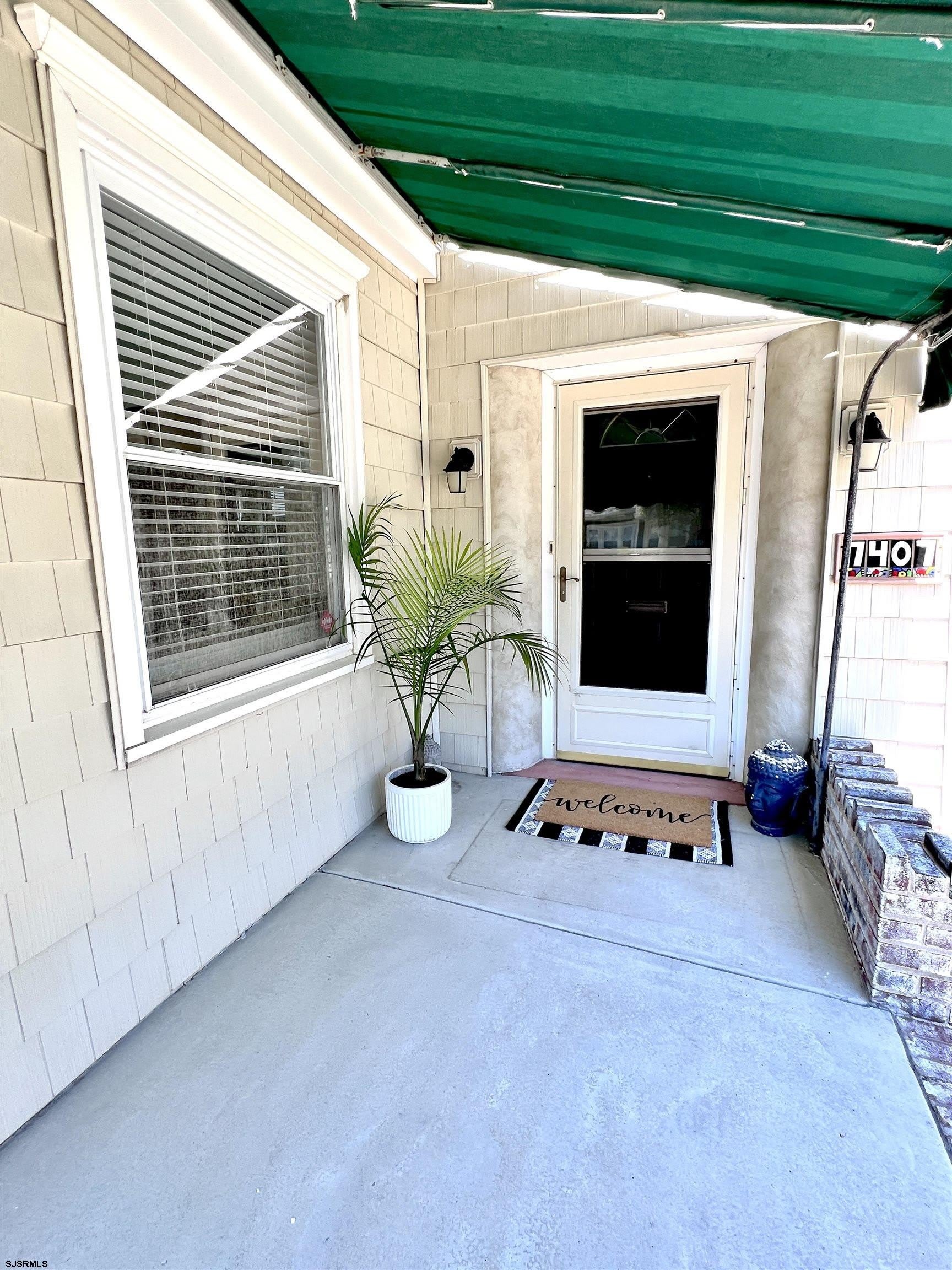 7407 Ventnor Ave – photo 3