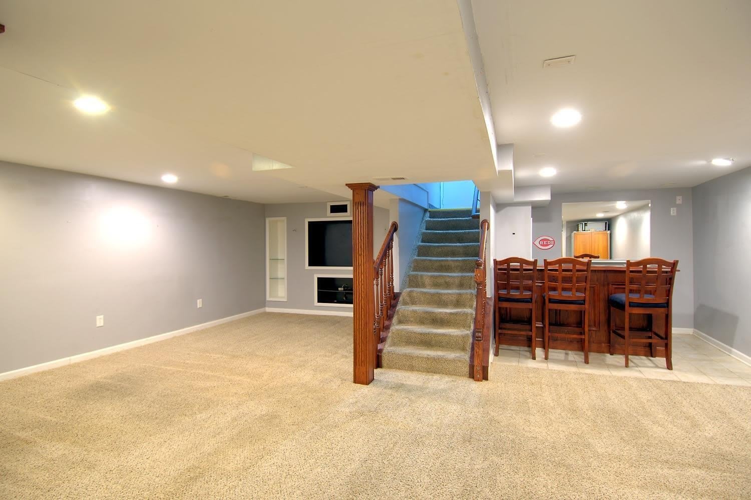 690 Doris Jane Avenue – photo 2