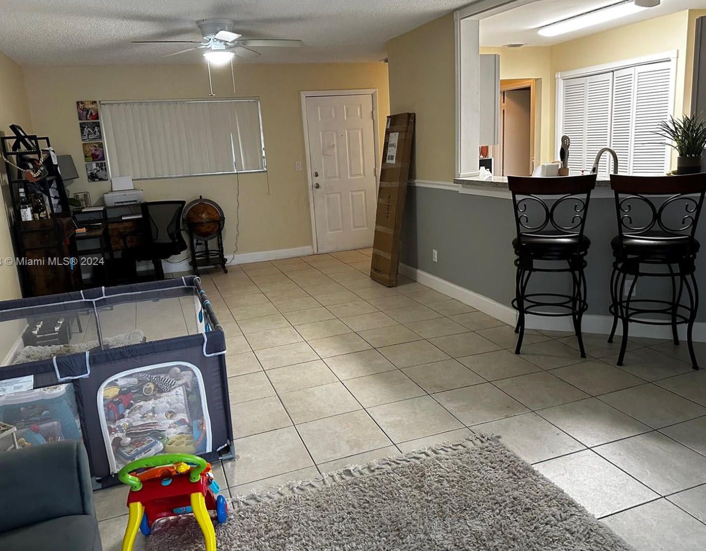 2 Bedroom 2 Bathroom Condo In A Well Maintained Gated Community Featuring A Spectacular Direct Lake View – photo 3