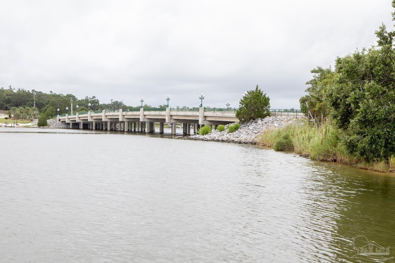 Bayou Breeze Condominiums – photo 5