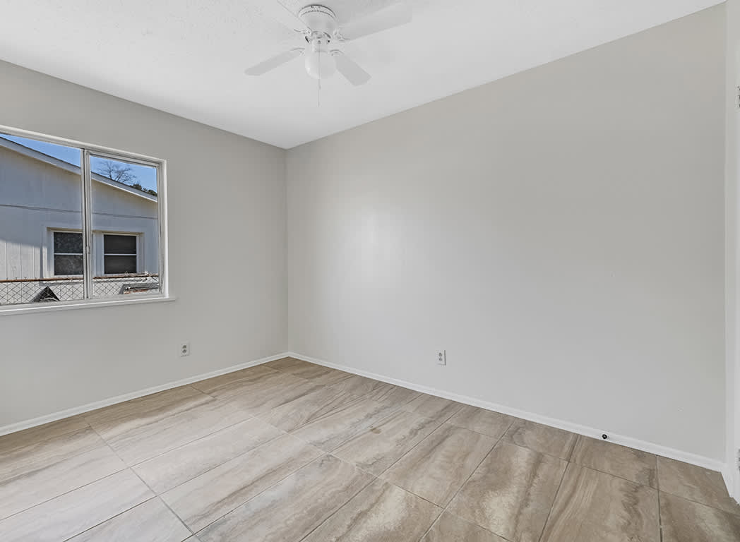 2405 Mamie Dr – photo 4
