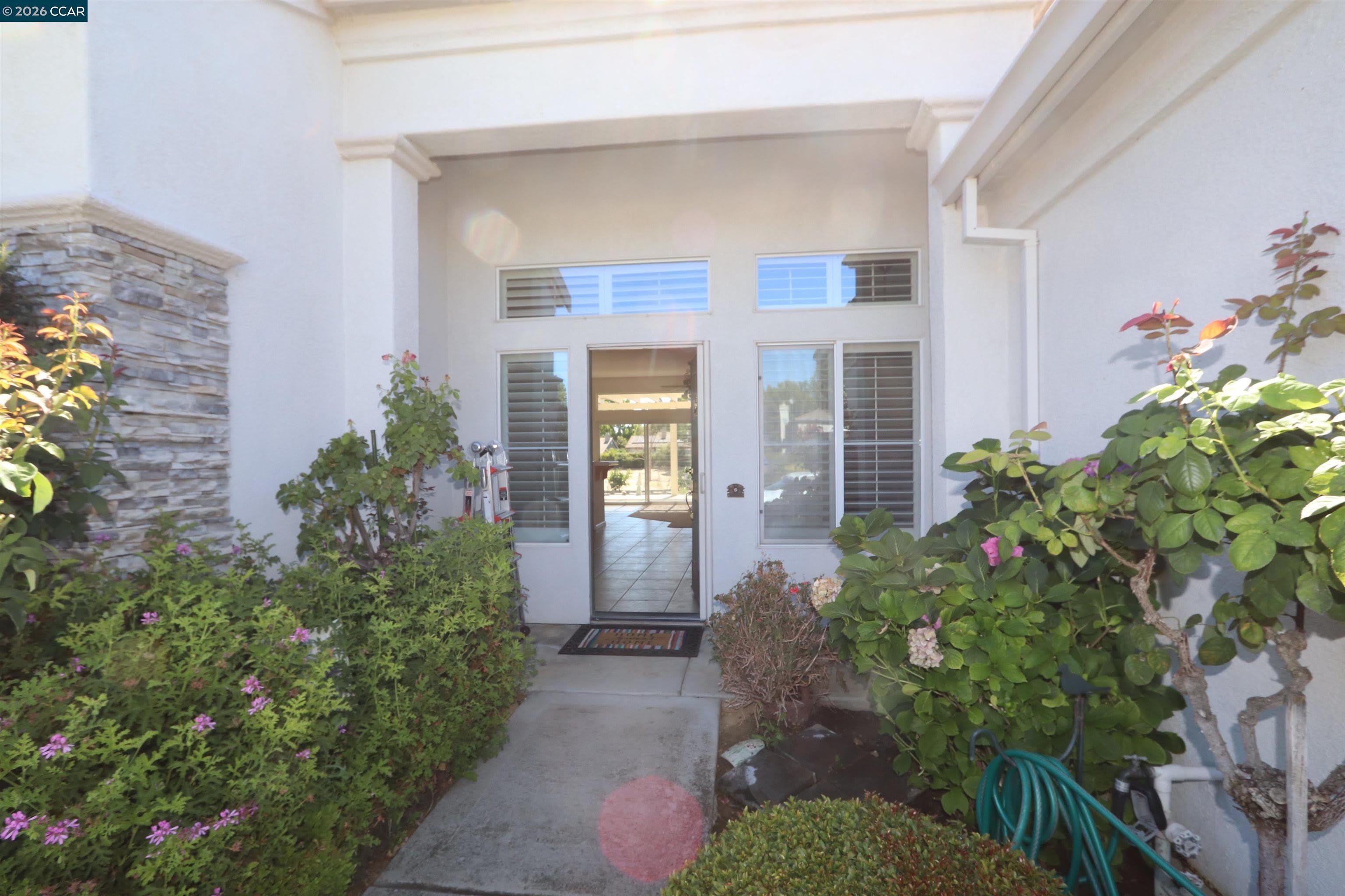 710 Central Park Pl – photo 2