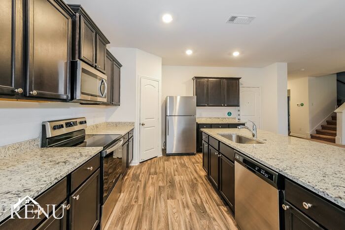 153 Scarborough Bend – photo 5