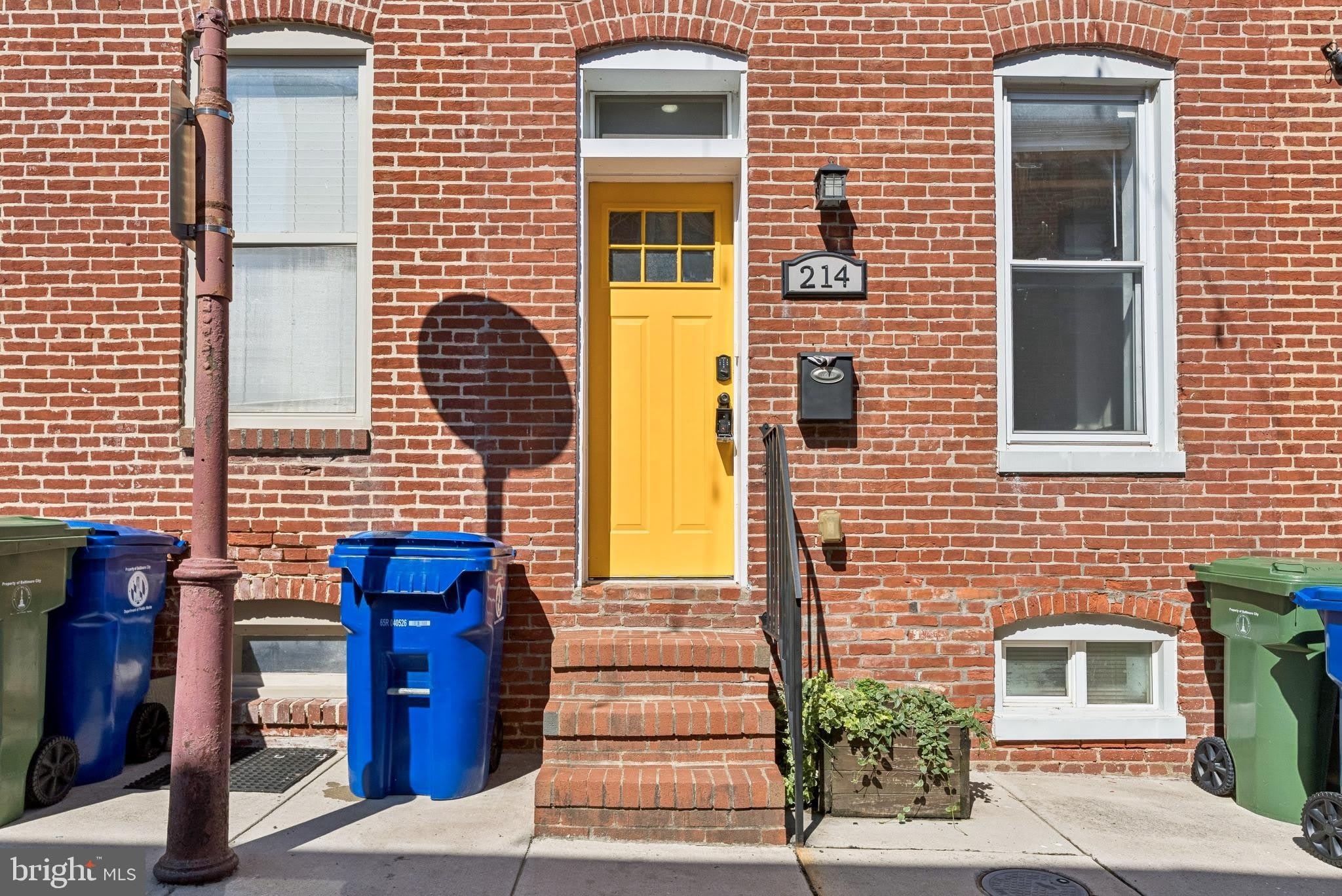 214 N MADEIRA Street – photo 5
