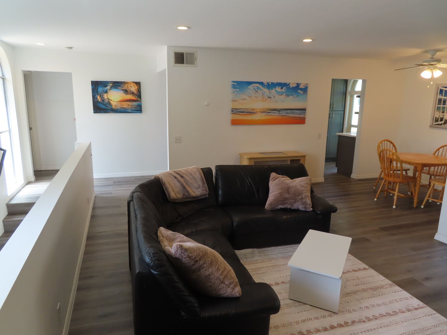 Partially Furnished Two Bedroom Condo In College Area – photo 4