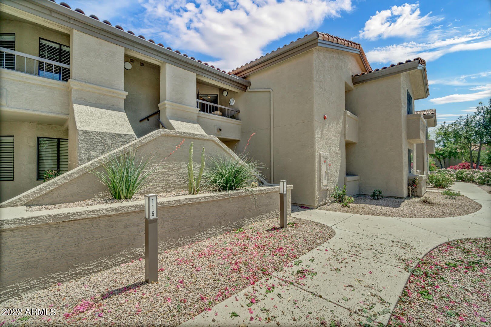 9460 E Mission Lane – photo 1
