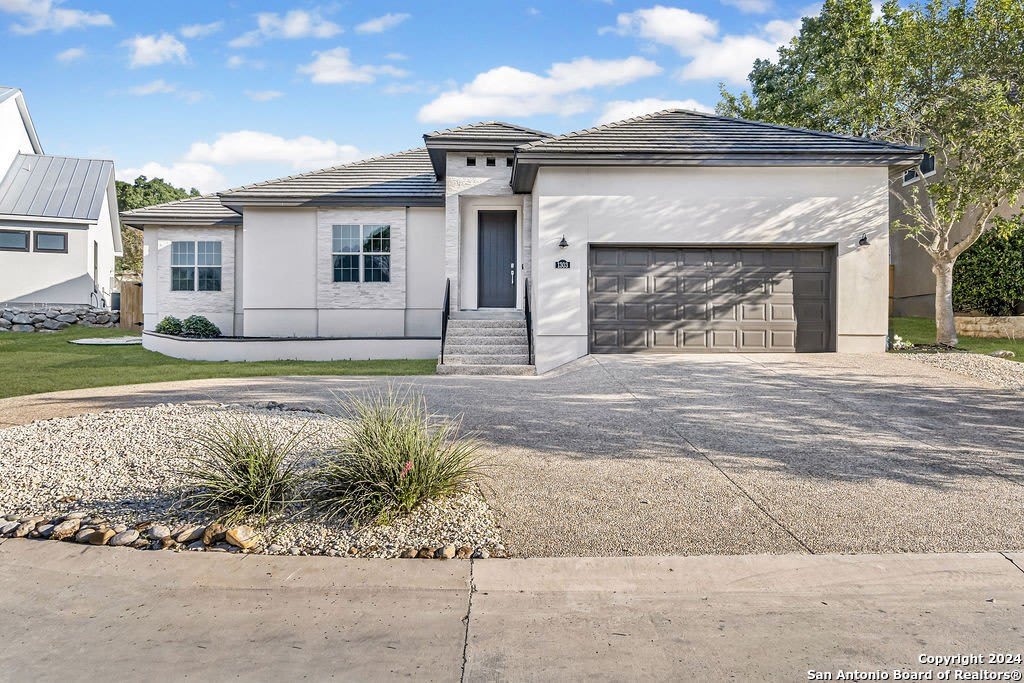 1303 Summerfield – photo 2