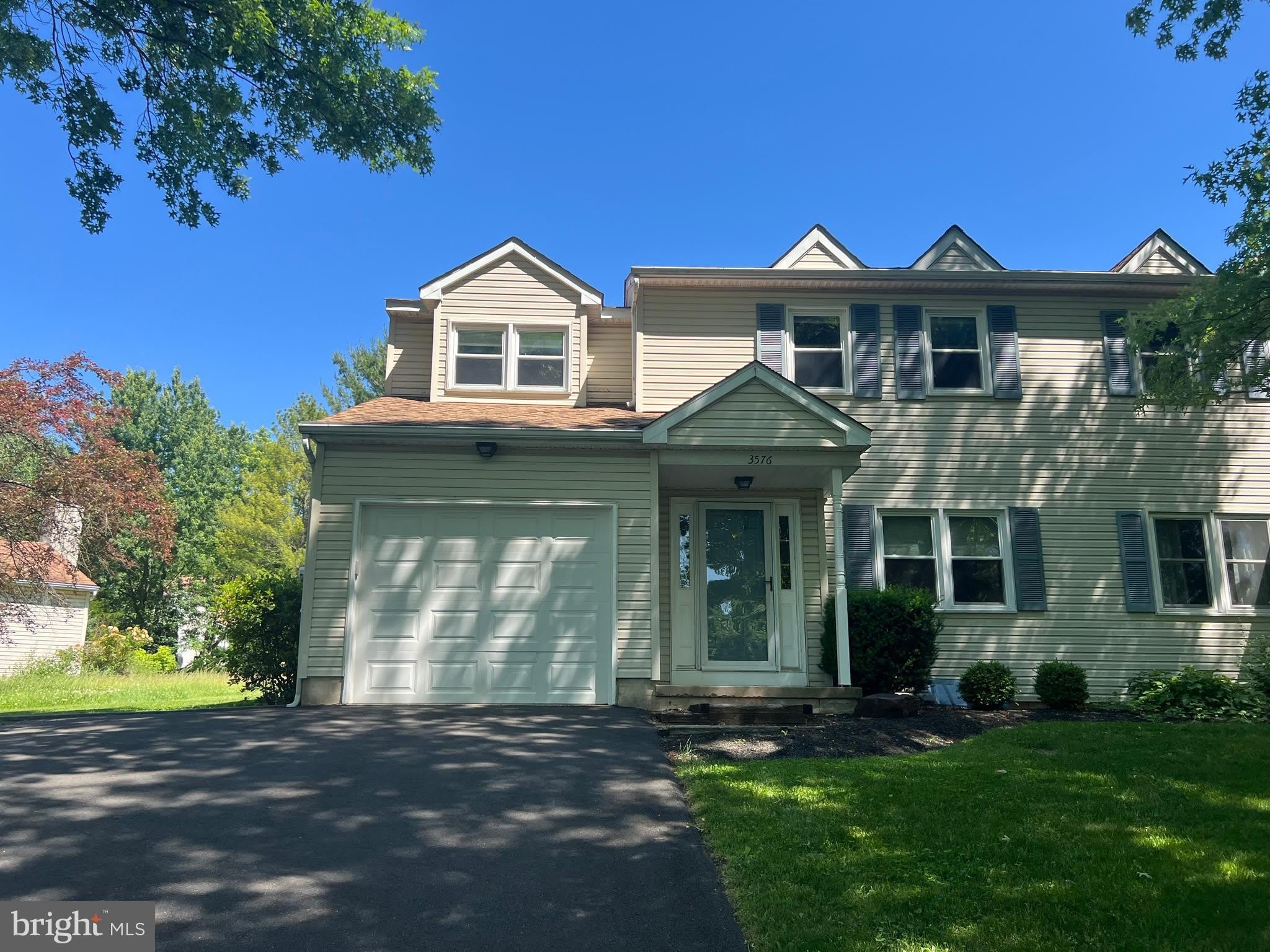 3576 Windridge Drive – photo 1