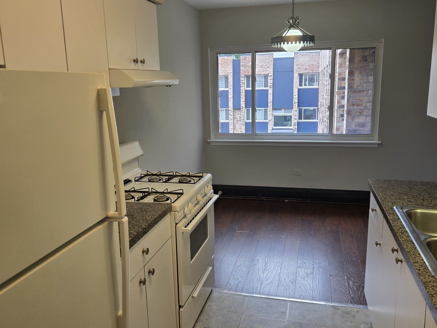 8655 1/2 W Foster Avenue – photo 3