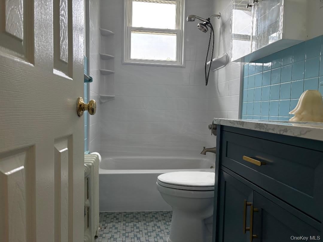 111 Hart Avenue – photo 3