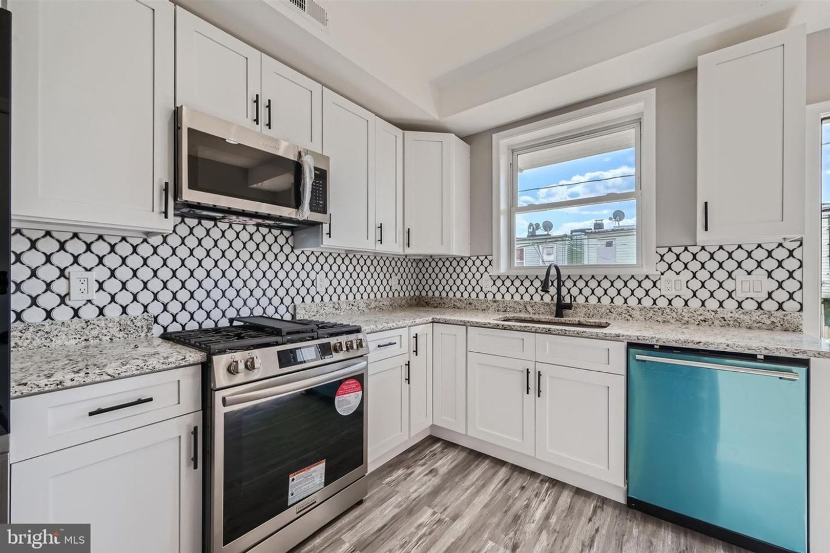 Charming 4BR Townhome in Baltimore – photo 5