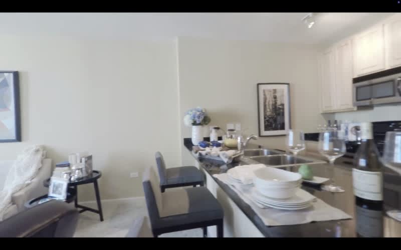350 N Desplaines St – photo 5