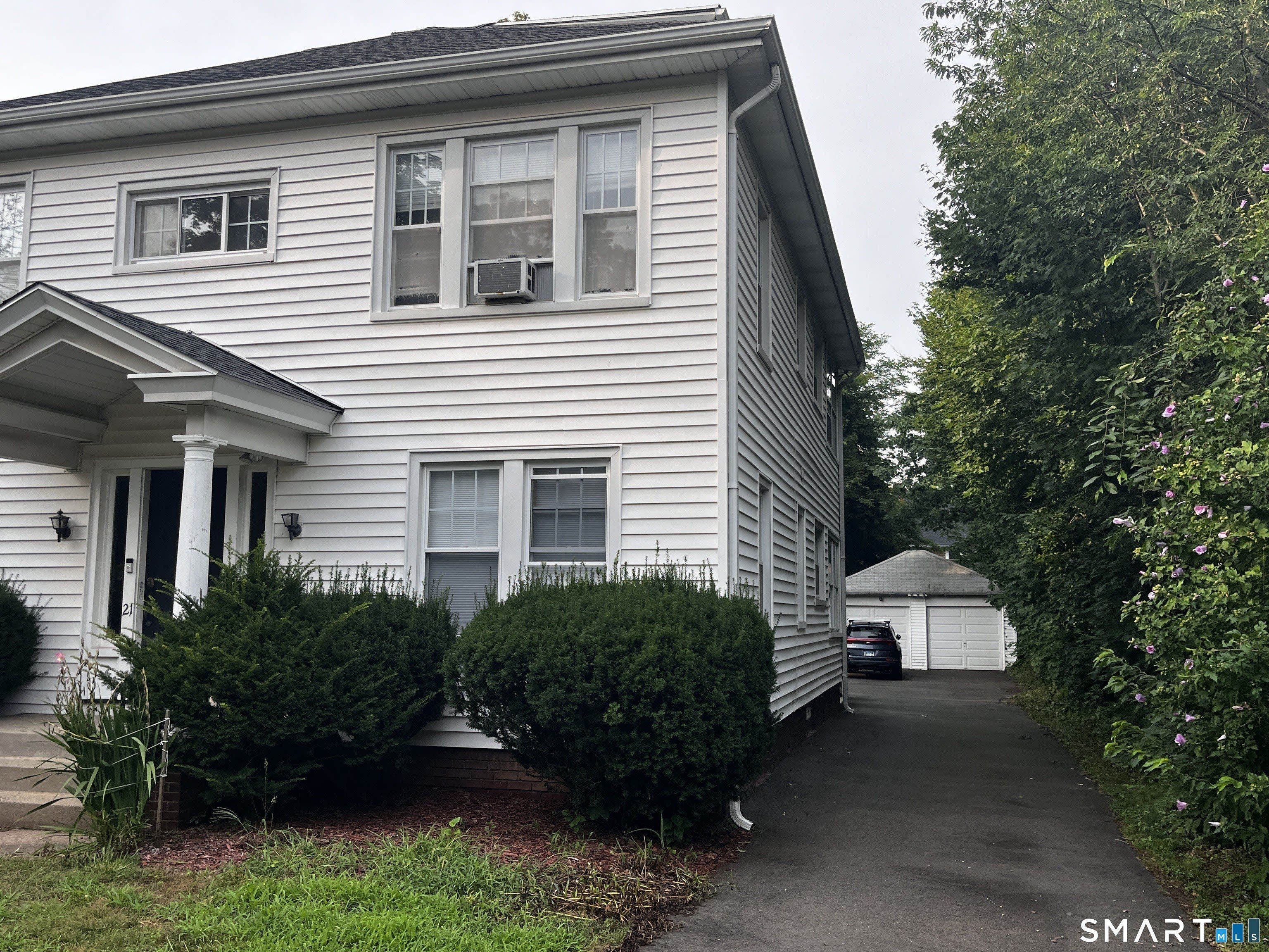 21 Elmwood Road – photo 2