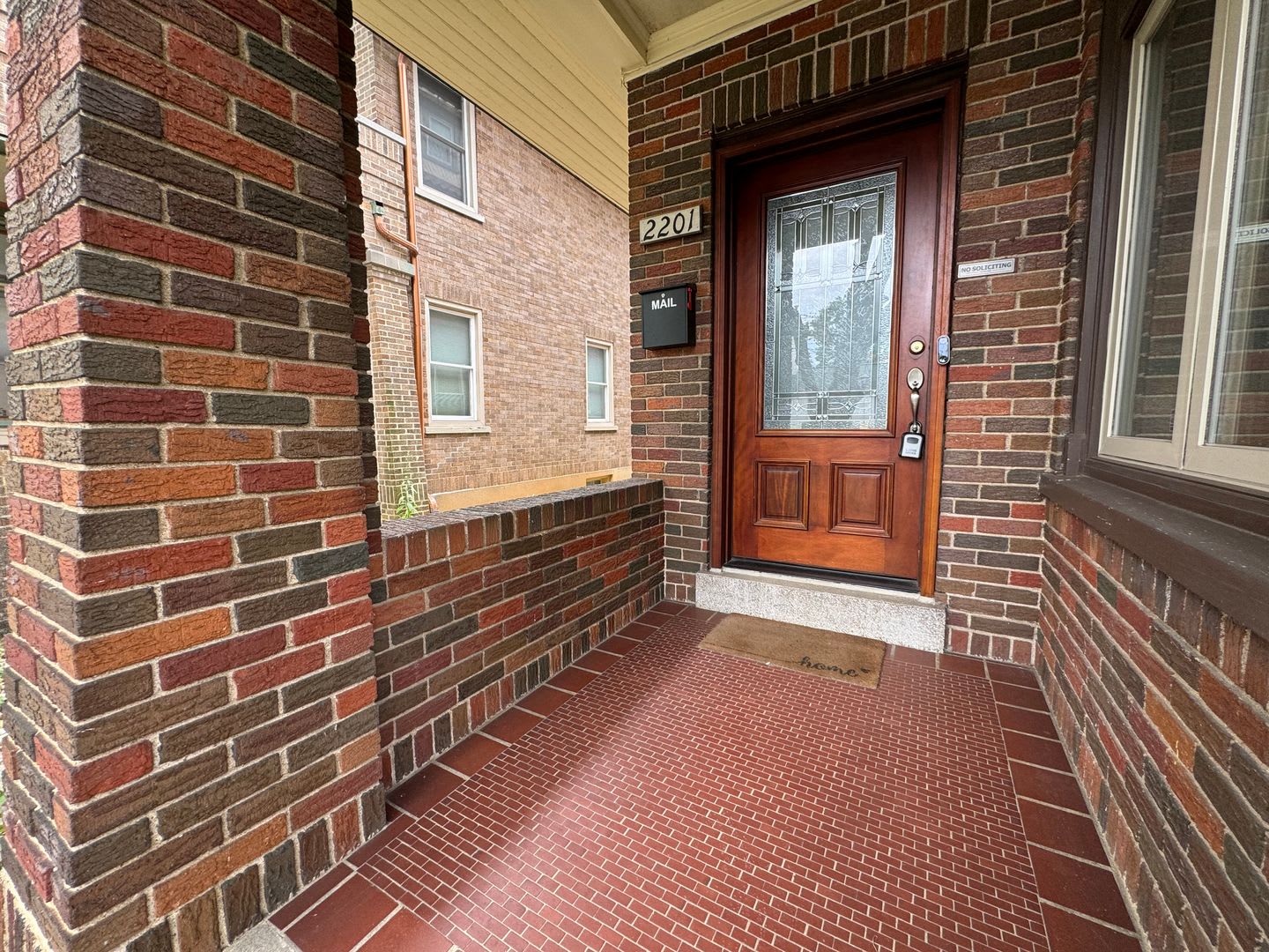 STUNNING FIVE BEDROOM/ THREE AND A HALF BATH West End Home – photo 2