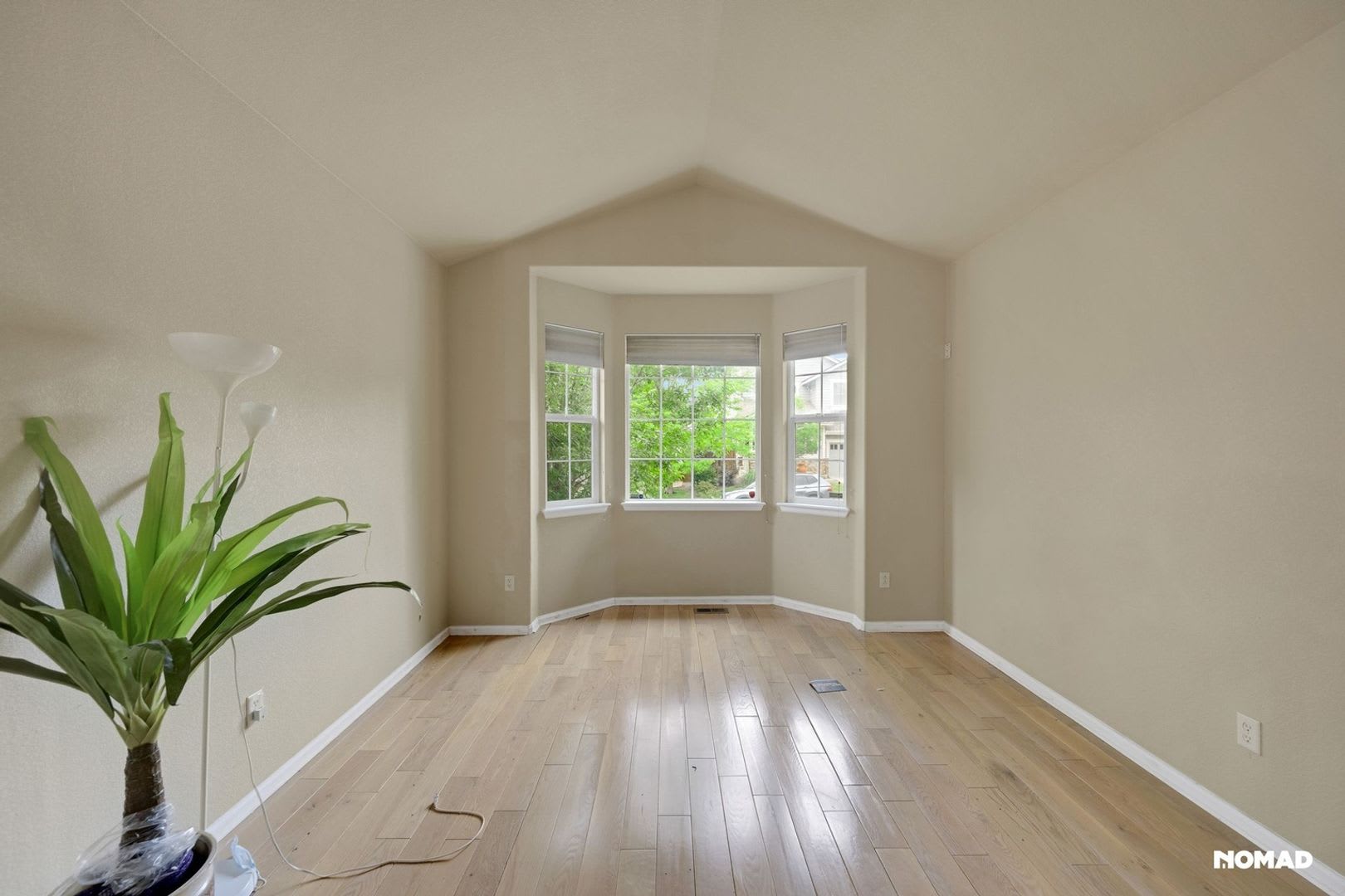 Spacious 4Br House In Aurora – photo 2
