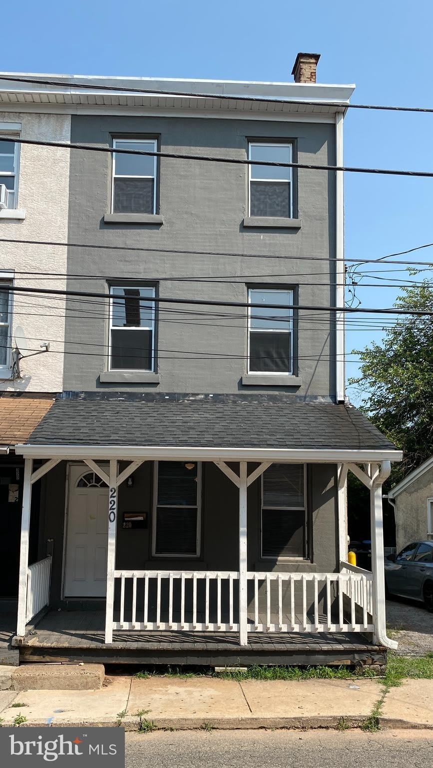 220 PEARL Street – photo 2