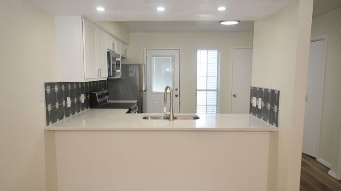 3713 North Street Charles Street – photo 3