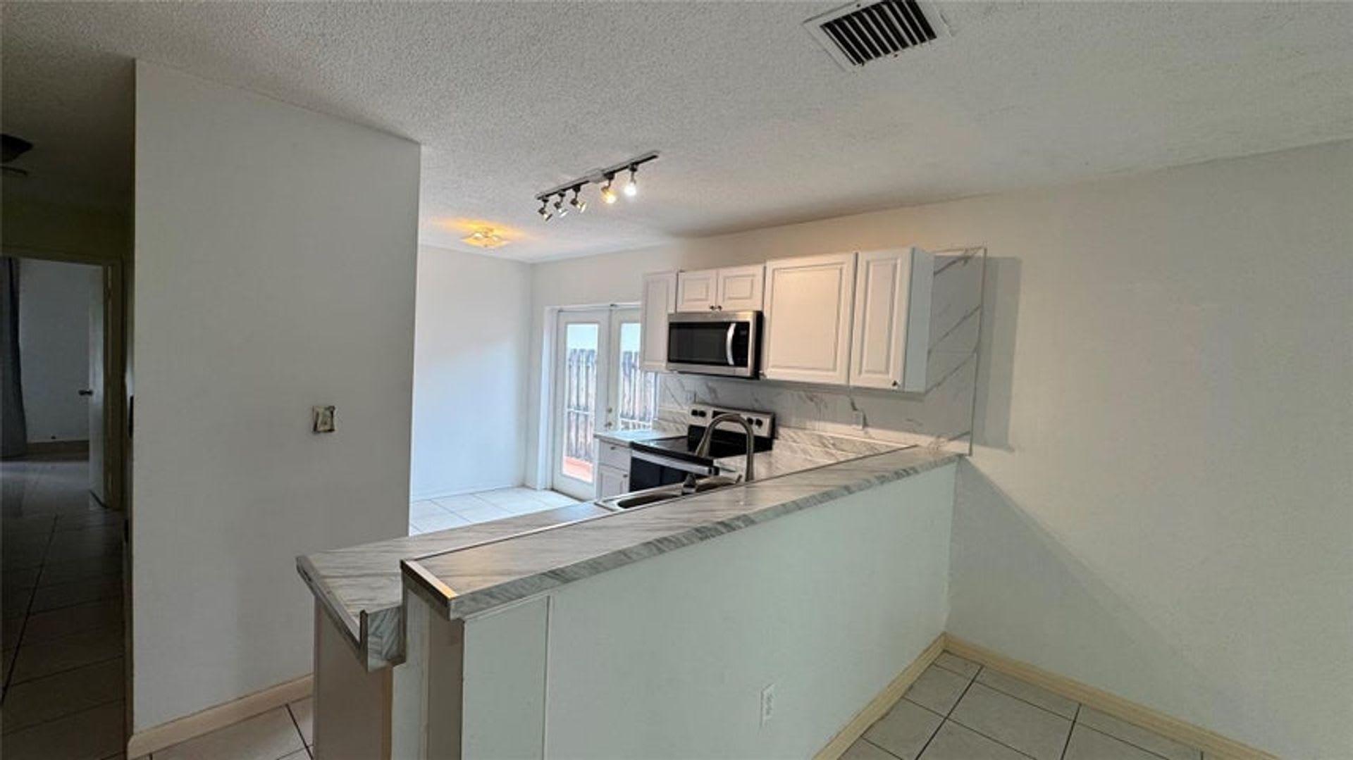 14332 SW 163RD Street, Miami, FL 33177 – photo 3