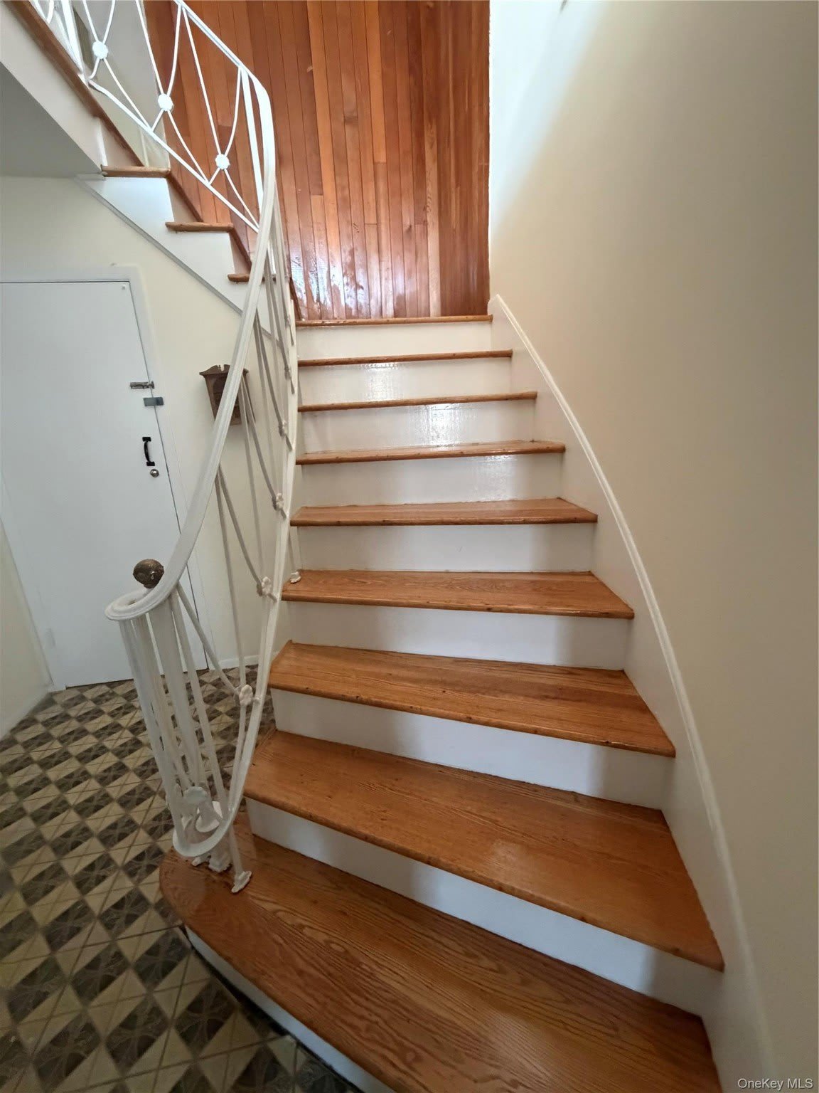 15 52 215Th Street – photo 3