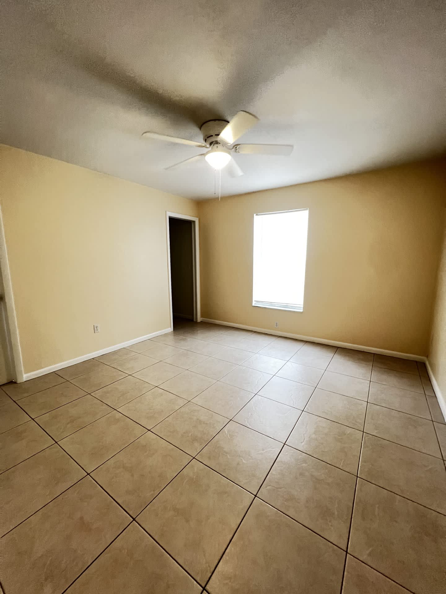 609 Southeast 23rd Place – photo 3