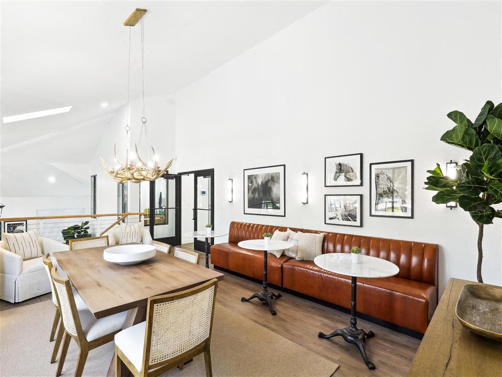 James Pointe Apartments – photo 2