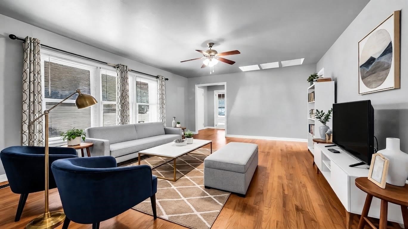 1528 W Day Street – photo 3