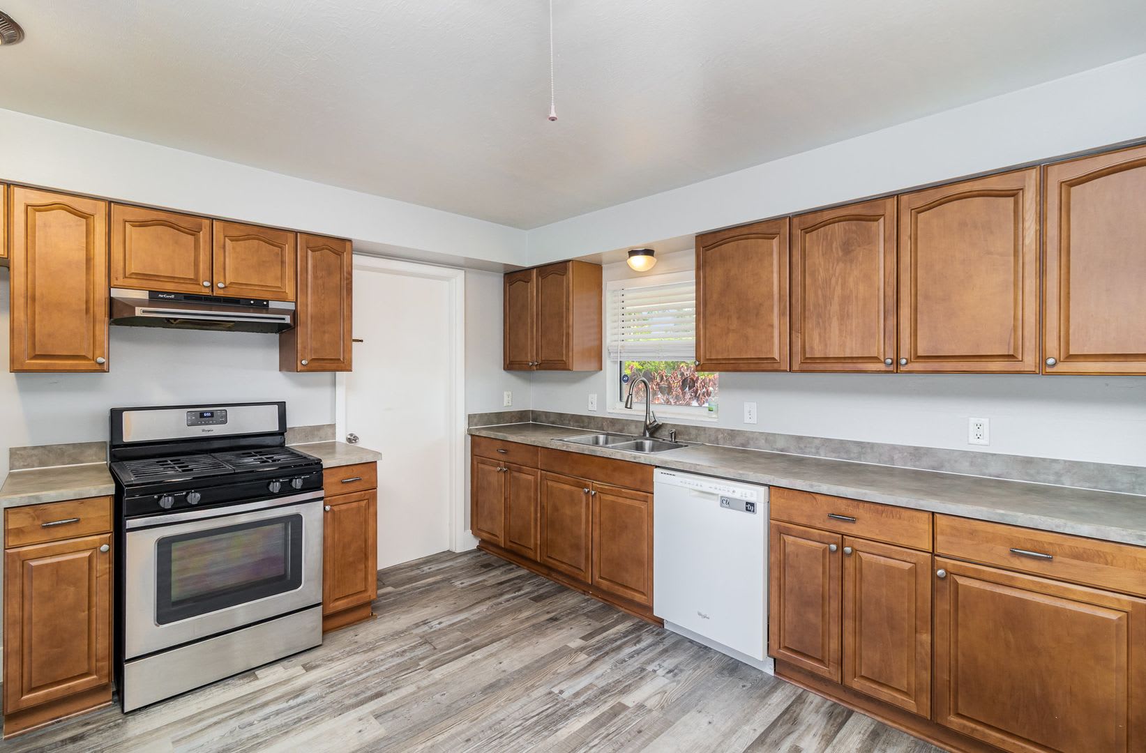205 Trinidad DR – photo 4
