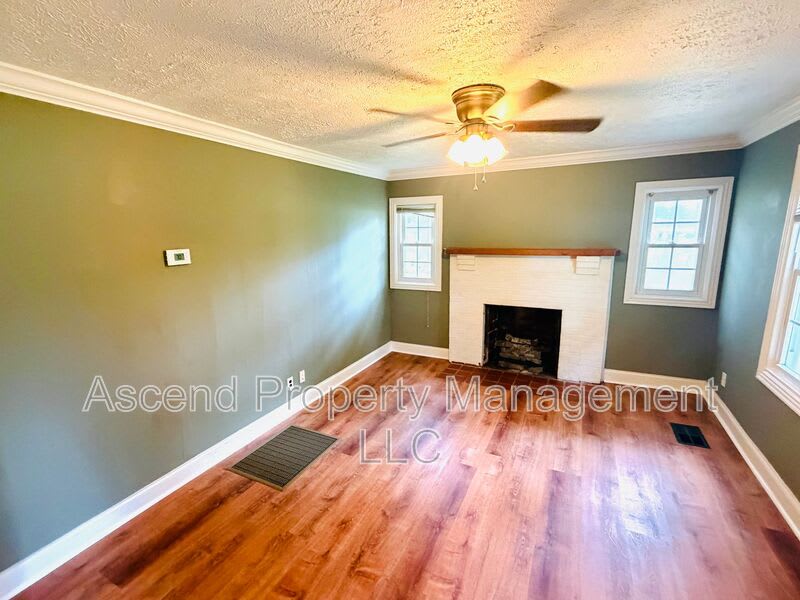1134 McDonald Dr – photo 2