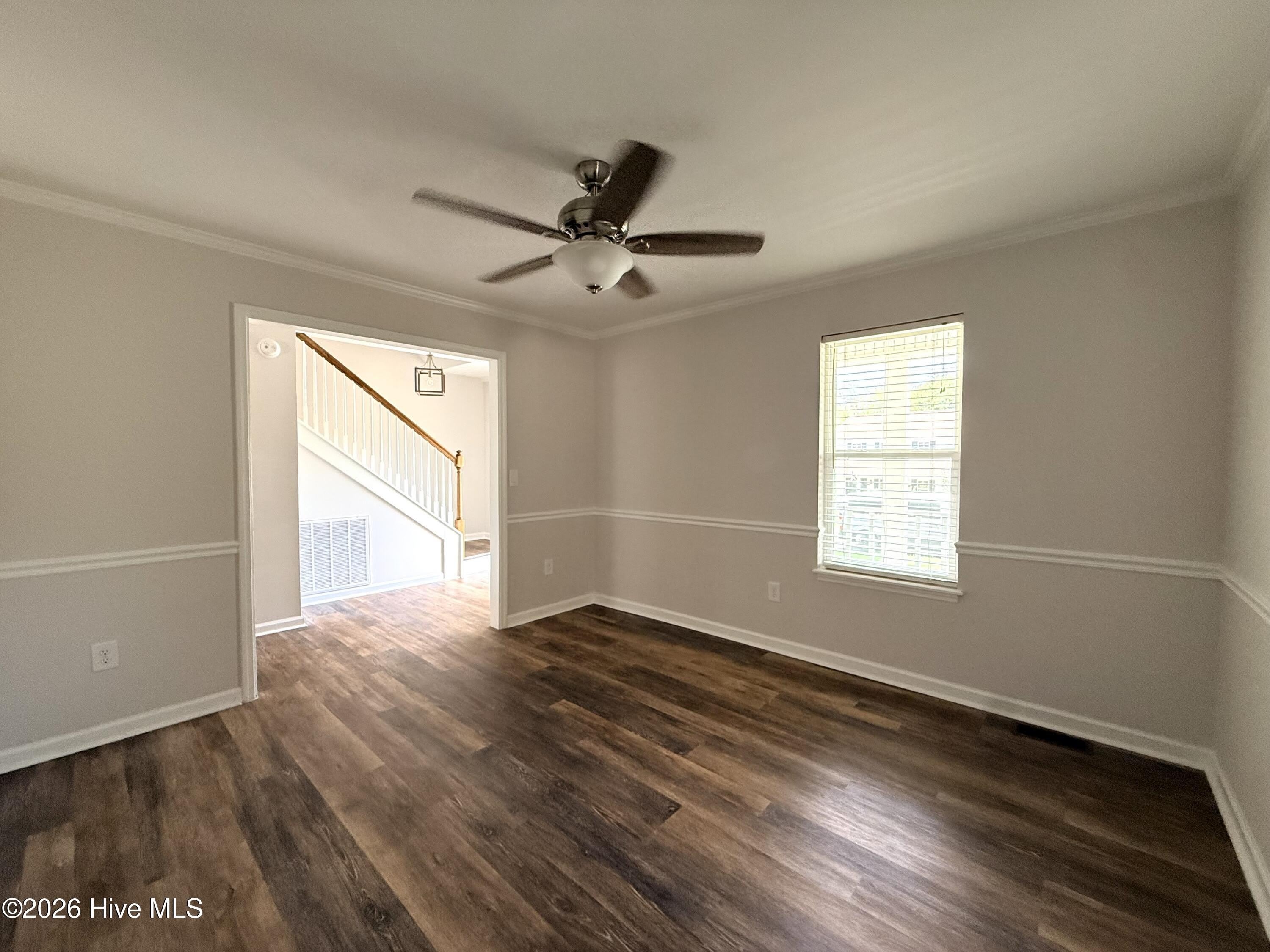 211 Holden Drive – photo 5