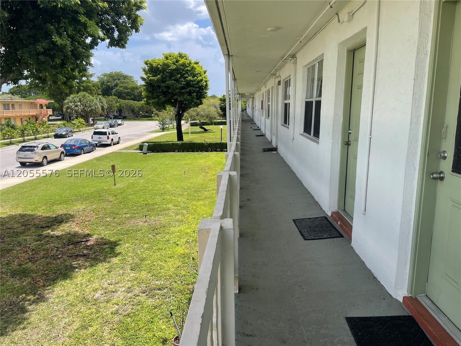 130 NE 202nd Ter – photo 2